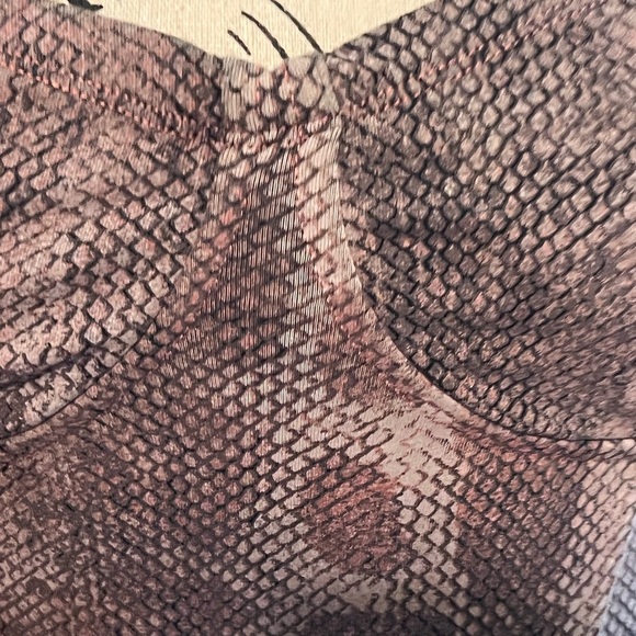 TALULAH Pink and Gray Patterned Mini Dress - Picture 5 of 9